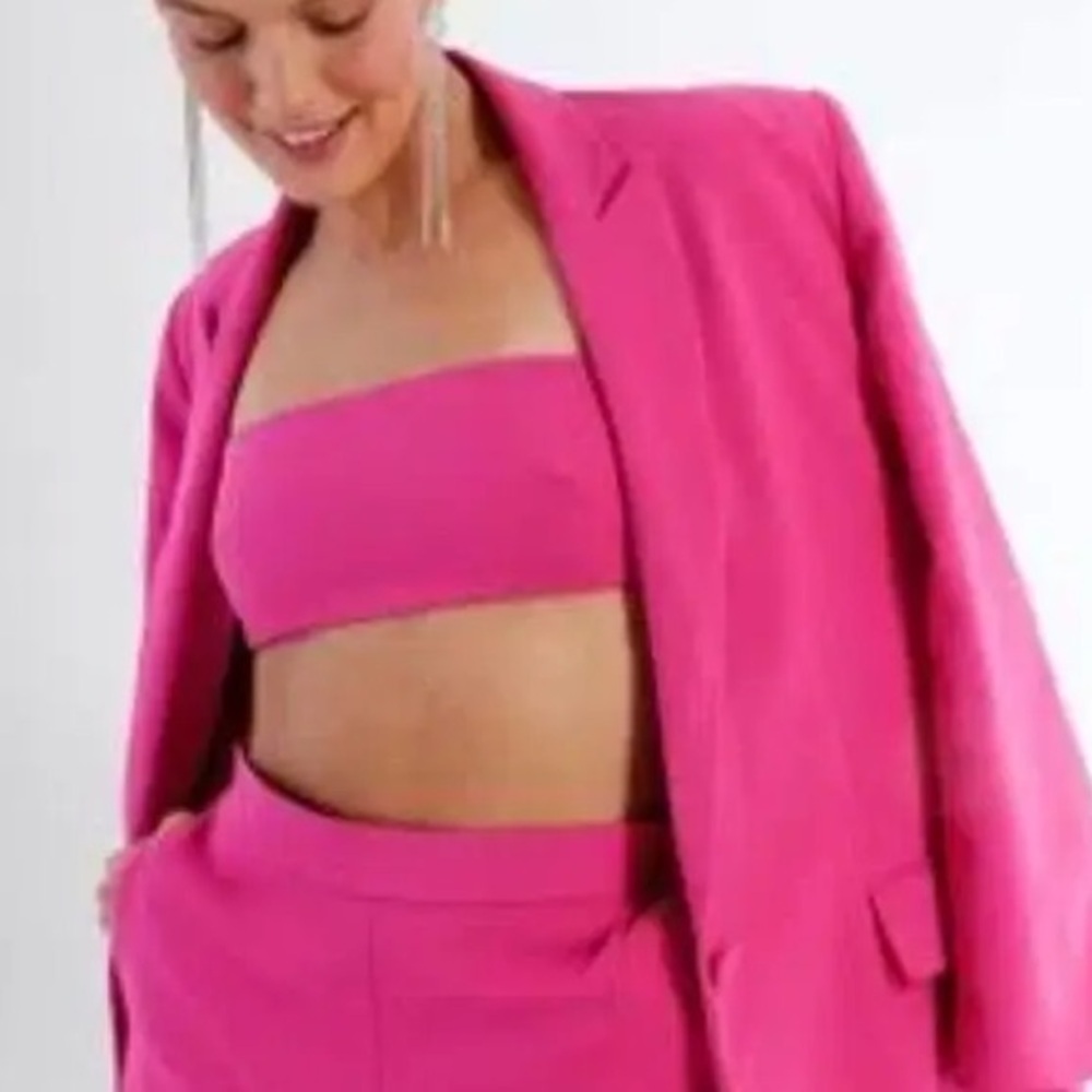BCBGMAXAZRIA Maeve Reilly Pink Bandeau Crop Top Size 2 NWT - Picture 2 of 3